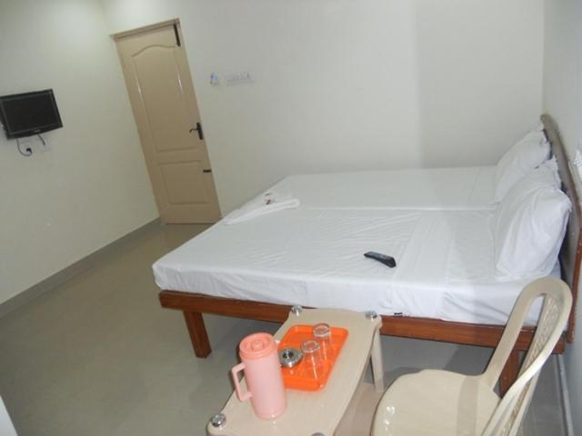 Kek Accommodation Chennai Room photo