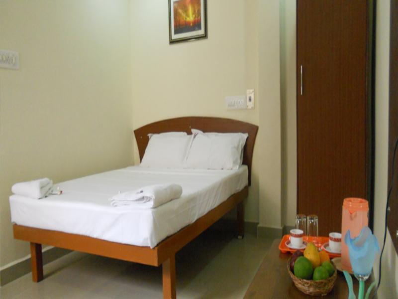 Kek Accommodation Chennai Exterior photo